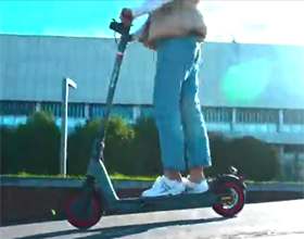 Demonstration video of e-scooter C7